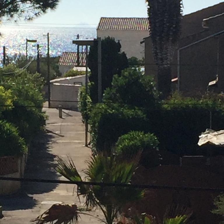 Maison Bord De Mer Six-Fours-les-Plages Exterior photo